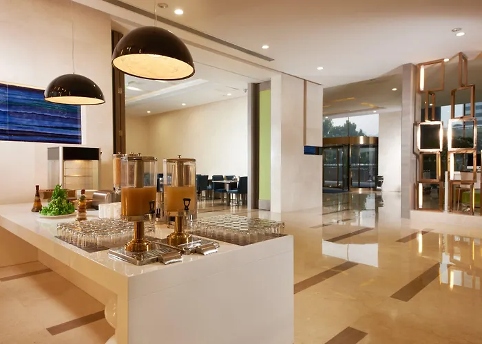 Holiday Inn Express Luoyang City Center By Ihg
